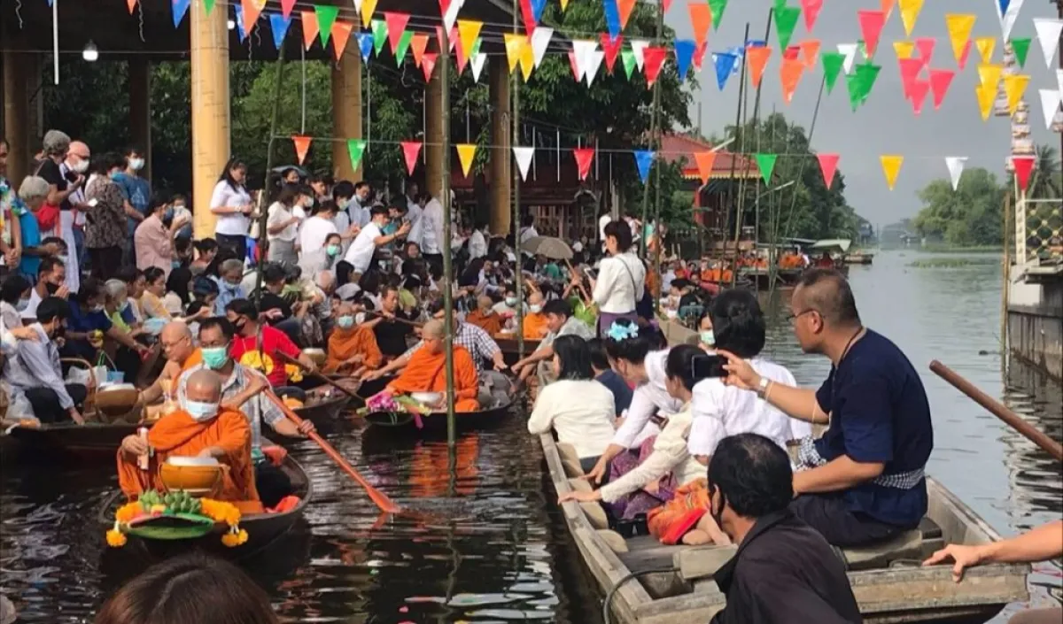 Tourism Calendar - Floating Al...