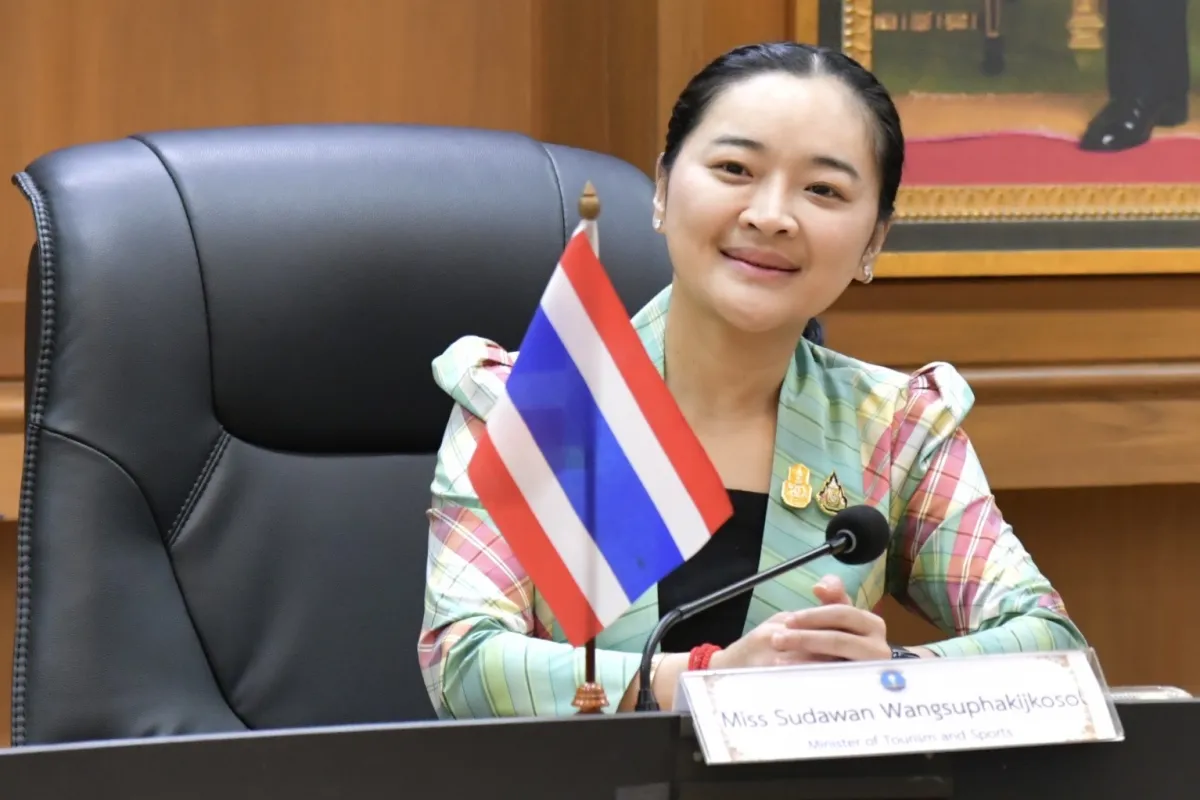 รมว.กก. นำทัพเอกชนไทยรุกตลาดญี...