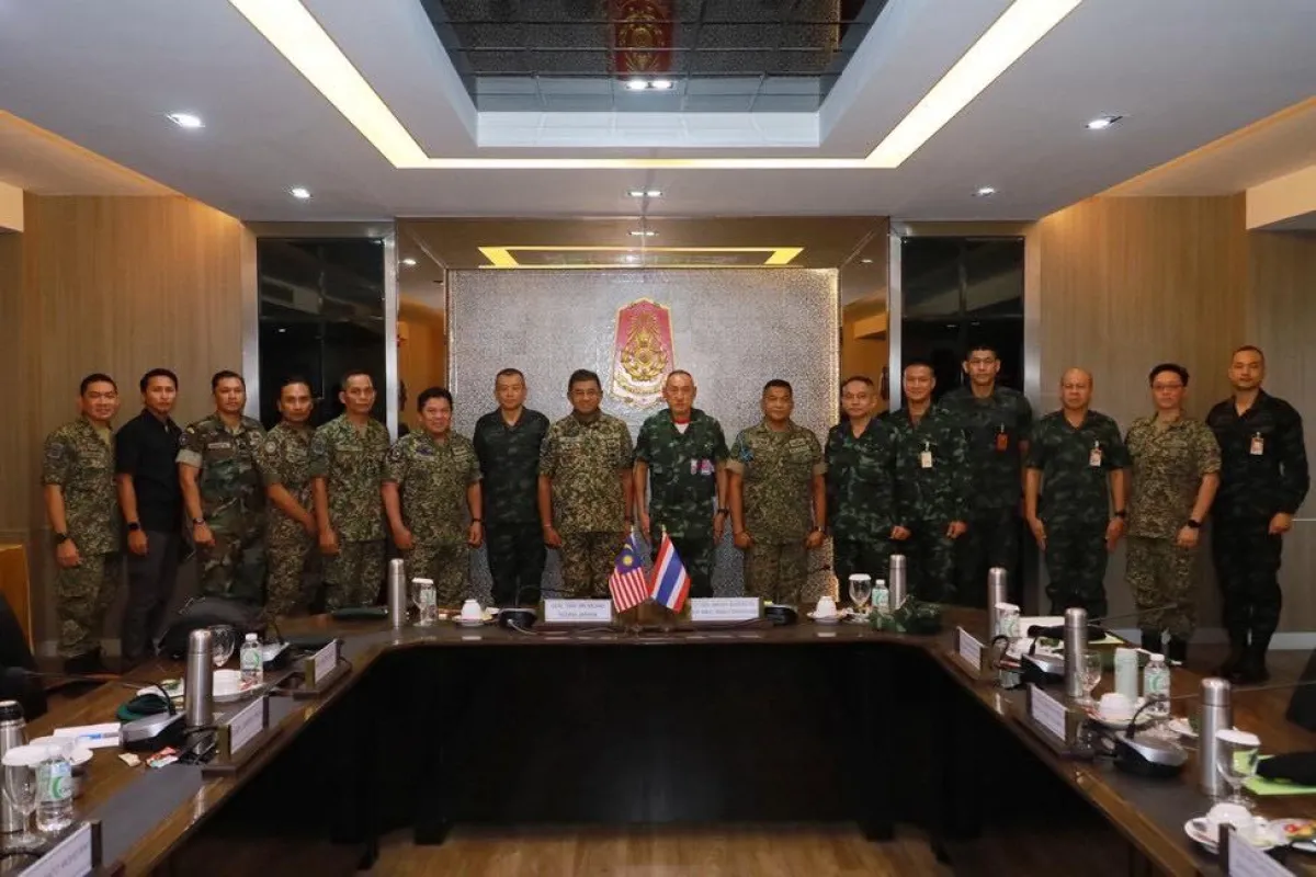 กองทัพบกต้อนรับผู้บัญชาการทหารสูงสุดมาเลเซีย รายงานข้อเท็จจริงกรณีปัญหาชายแดนไทย - กัมพูชา มาเลเซียเตรียมตั้งทีมสังเกตการณ์อาเซียน