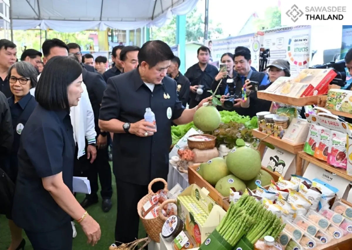 Mobile Agricultural Clinic Launched in Nakhon Pathom to Provide Comprehensive Support for Farmers
